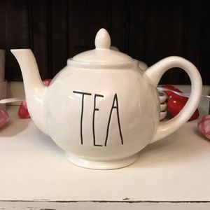 Rae Dunn “Tea Pot”